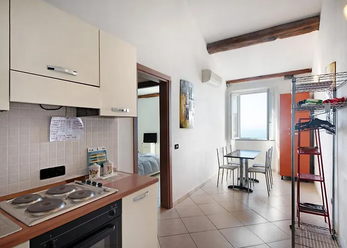 Appartement Bilocale Serra Bonassola