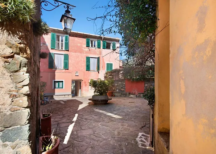 Bilocale Serra Bonassola